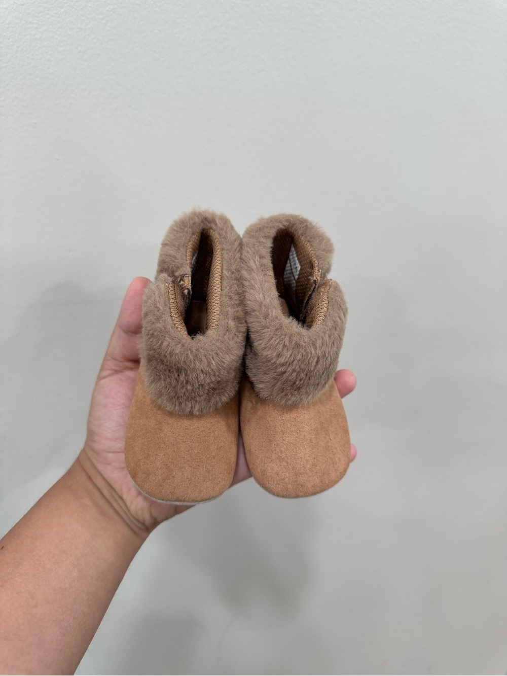 Stride rite baby walking shoes size 6-12month